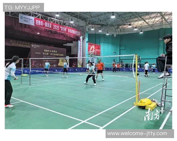 热火队远程轰炸三分球表现出色八名球员共同贡献19记三分球