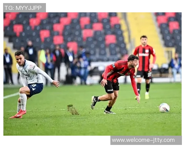 欧联杯第三轮综述:费内巴切小胜斯图加特罗马里尔维拉纷纷遭遇失利 欧联杯第三轮综述:费内巴切小胜斯图加特罗马里尔维拉纷纷遭遇失利
