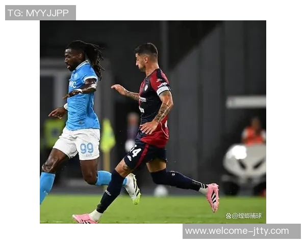 那不勒斯总监谈卢卡转会可能性称球队已有合适中锋人选