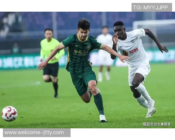 U22国足伤病问题严重刘浩帆彭啸尚未参与场地训练