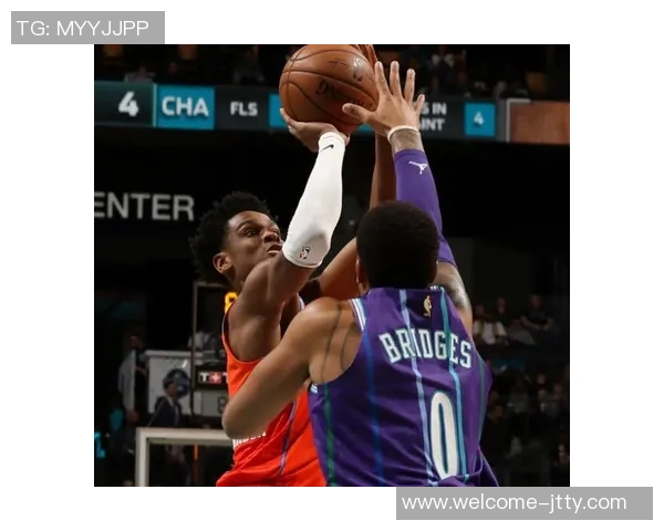 黄蜂次节狂潮发力36-12净胜步行者24分半场领先优势扩大至21分